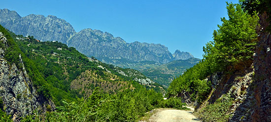 Teth_Landschaft_Albanien