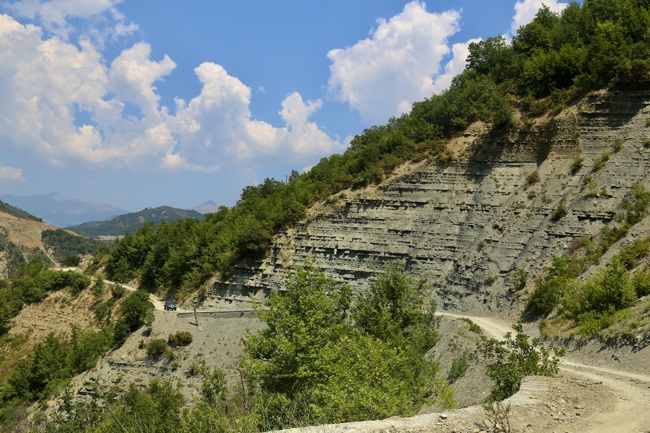 Tolle Bergwelt in Albanien zum Enduro fahren