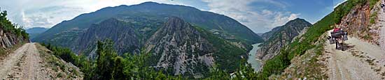 Enduro_Albanien_xx.jpg Enduro_Albanien_xx.jpg