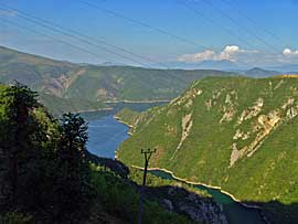 Albanien_Fjorde_g.jpg