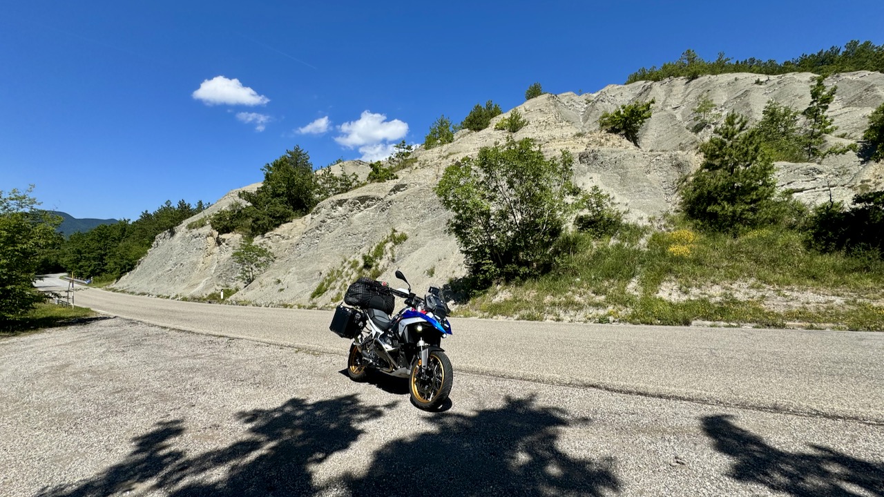 Motorradtour durch den Norden der Toskana bis zum Mittelmeer