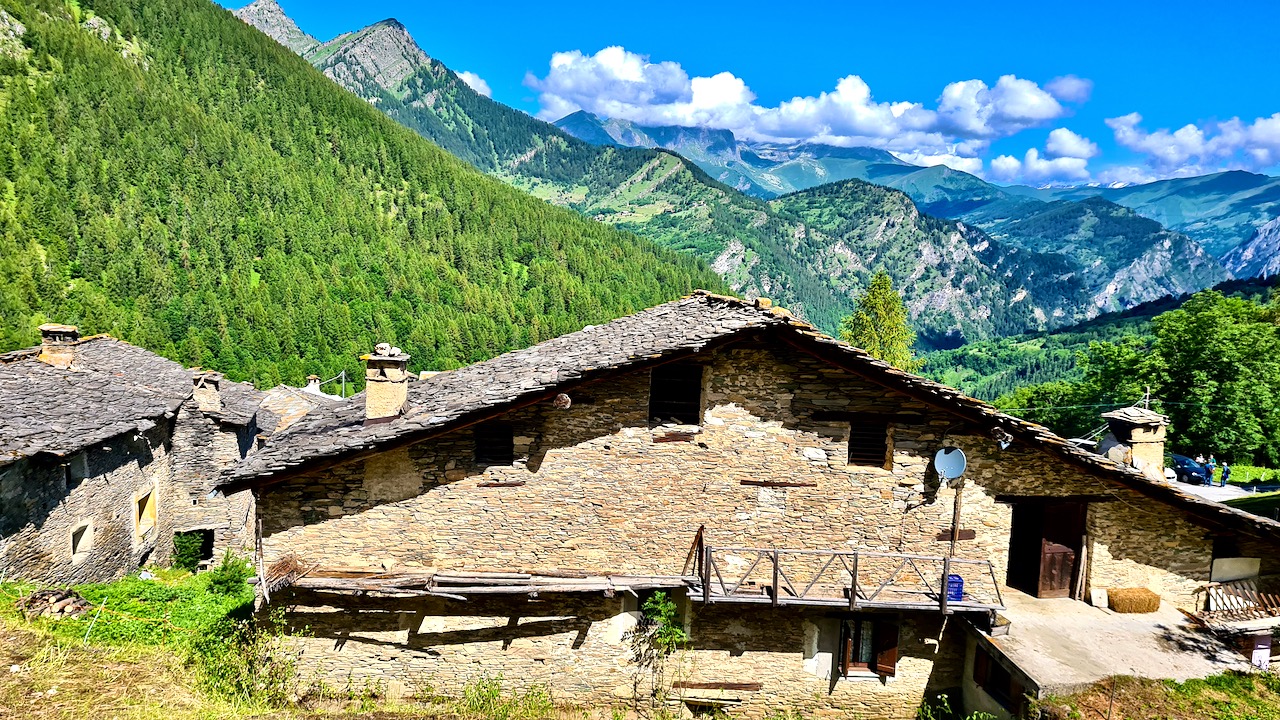 Motorrad Touren in den Seealpen