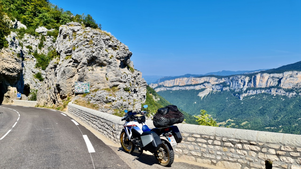 Motorrad Touren in den Seealpen combe Laval