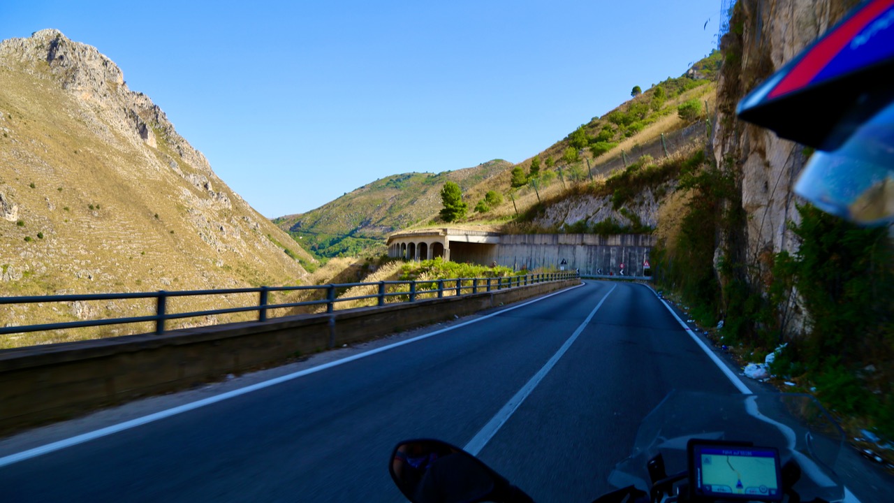 Motorradtour Sizilien Küstenstrasse Motorradreisebericht