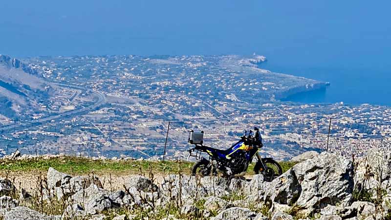 Mit der Yamaha Tenere zum Endurofahren auf Sizilien