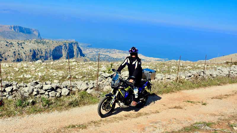 Mit der Yamaha Tenere zum Endurofahren auf Sizilien