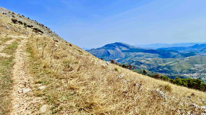 4x4 Allrad Touren auf Sizilien die auch mit der Enduro befahren werden können