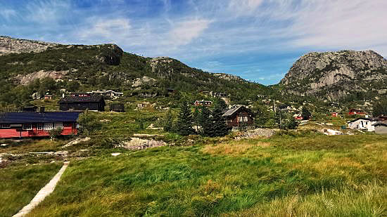 Motorradtour durch eine Traumlandschaft in Norwegen