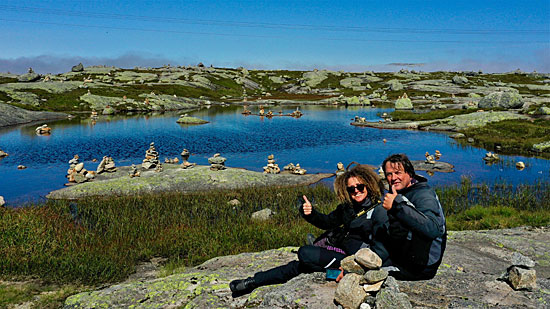 Motorradtour durch eine Traumlandschaft in Norwegen