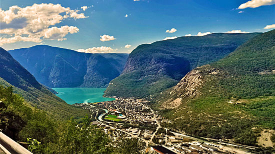 Norwegen Schotterpisten zu den Fjorden