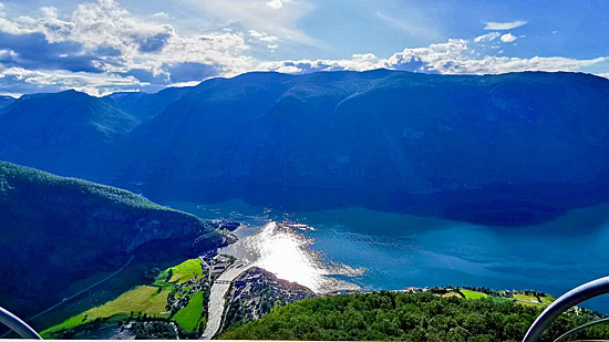 Motorradtour zur Vogelinsel Runde in Norwegen