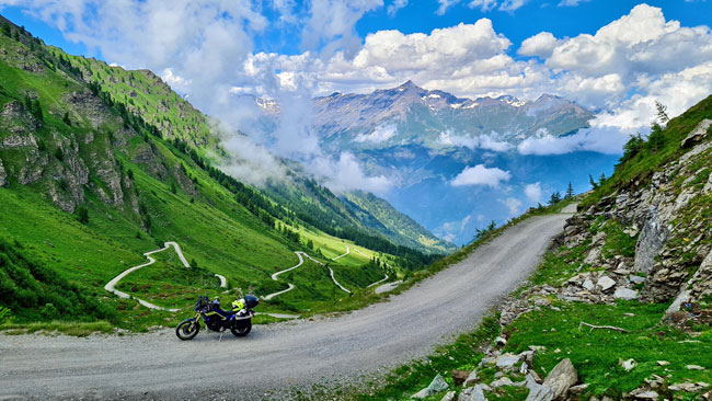 Motorradtour mit der BMW GS 1200 in den Seealpen oder auch Westalpen