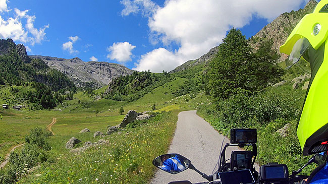 Adventure Tour mit der Yamaha Tenere 700 durch die Seealpen oder auch Westalpen