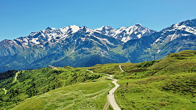 kleine Schotter Pässe durch die Seealpen oder Westalpen die gehen über die Schweiz, Frankreich und Italien