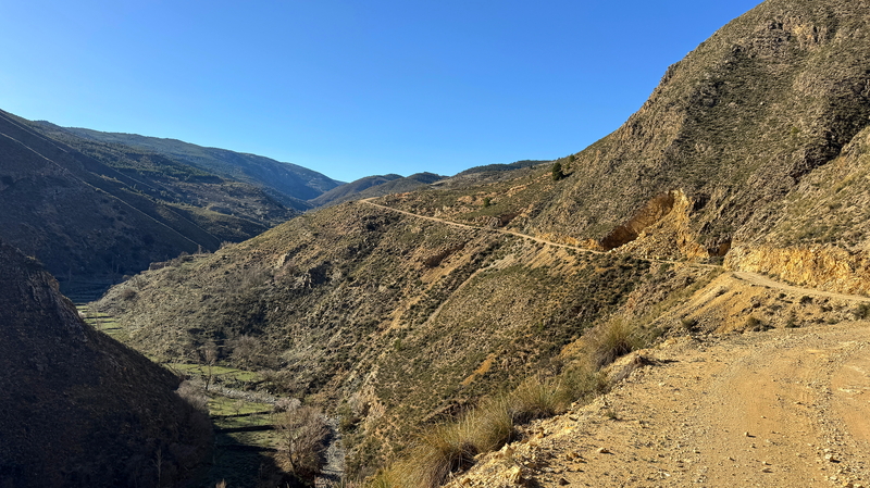The route goes along off-road tracks through the Sierra Filabres, past mountain villages, observatories, and lots of off-roading.