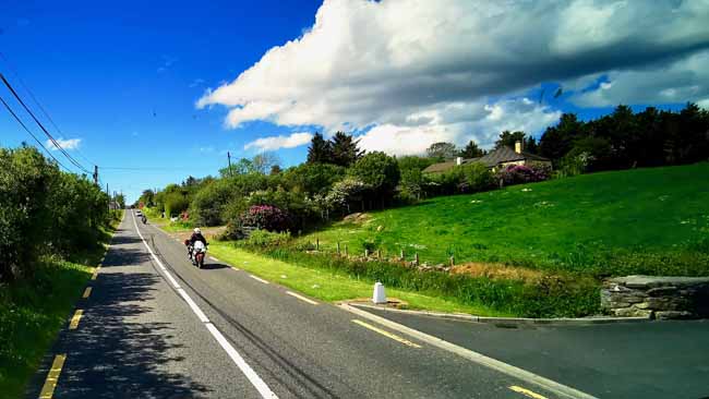 Motorradland Irland (Seen, Klippen, Meer und Castle)