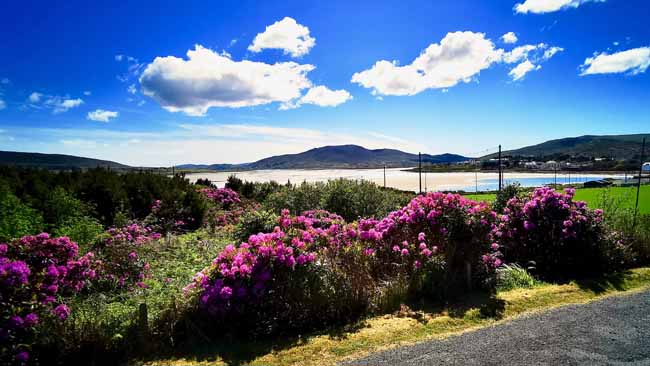 Motorradland Irland (Seen, Klippen, Meer und Castle)