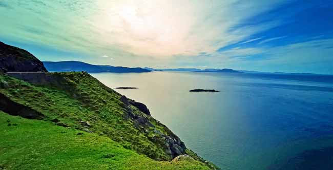 Motorradland Irland (Seen, Klippen, Meer und Castle)