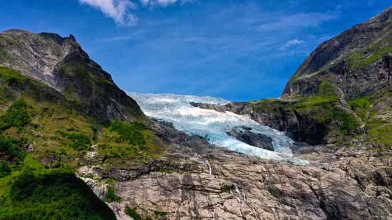 Geiranger Fjord in Norwegen mit dem Motorrad 