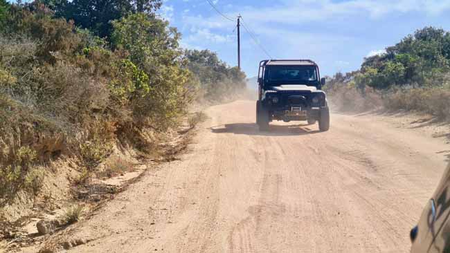 Offroadstrecke ( Korsika ) zu drei Badestränden