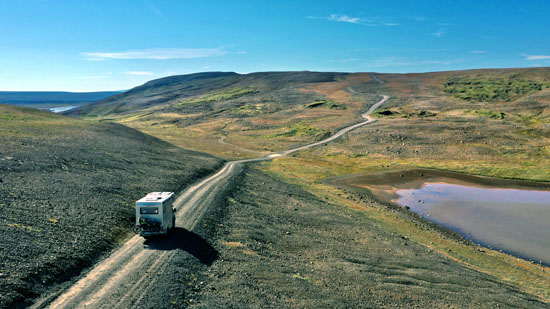 Die  Piste nach Laugafell mit dem Pickups in Island