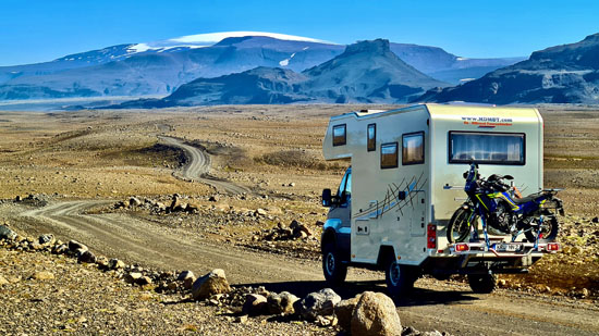 Mit dem Pickup Bimobil oder Tischer oder Nordstar durch Island