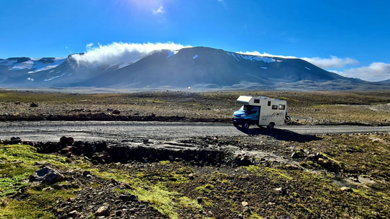 Mit dem Pickup Bimobil oder Tischer oder Nordstar durch Island