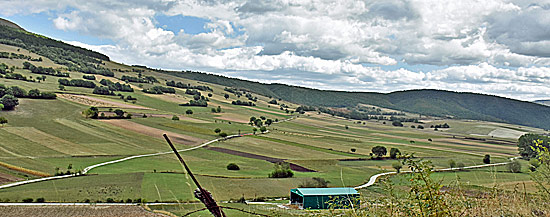 Bergstrecken in Umbrien für Allrad Truck