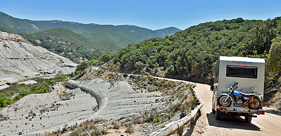 Dünenpiste auf Sardinien