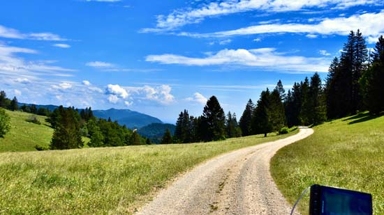 Mit der Enduro zum Offroadfahren in der Schweiz