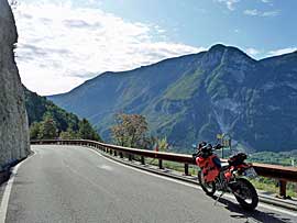 Trentino_Motorrad_h.jpg