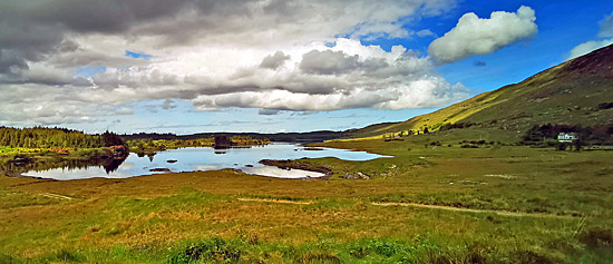 Sagenhafte Landschaft an der Westküste von Irland